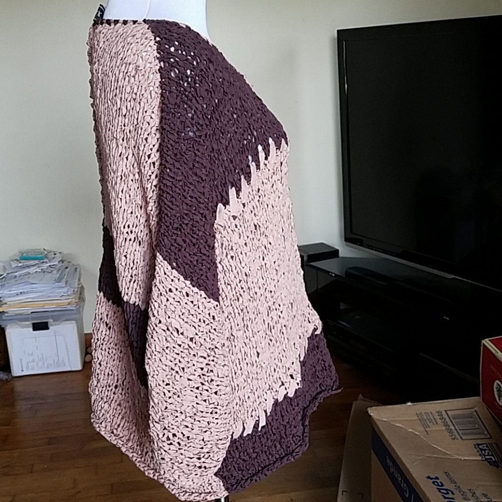 Color block sweater - Picture 2 of 6
